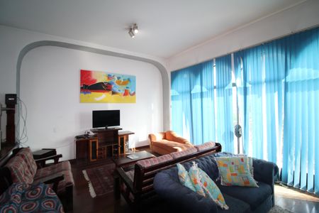 Apartamento à venda com 750m², 3 quartos e 6 vagasSala