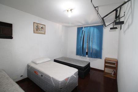 Apartamento à venda com 750m², 3 quartos e 6 vagasQuarto 3