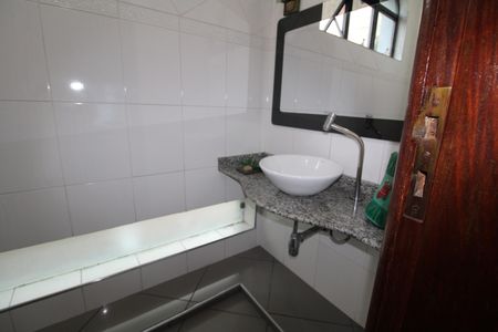 Apartamento à venda com 750m², 3 quartos e 6 vagasLavabo