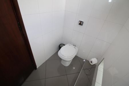 Apartamento à venda com 750m², 3 quartos e 6 vagasLavabo