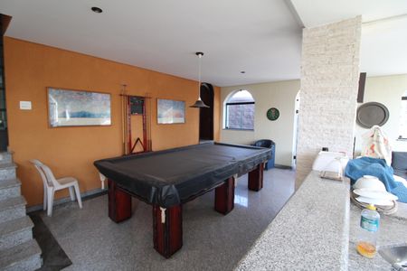 Apartamento à venda com 750m², 3 quartos e 6 vagasÁrea Comum