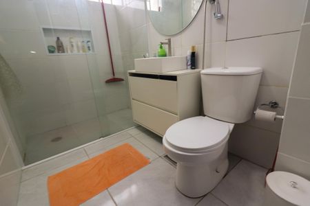 Apartamento à venda com 76m², 2 quartos e 1 vagaBanheiro