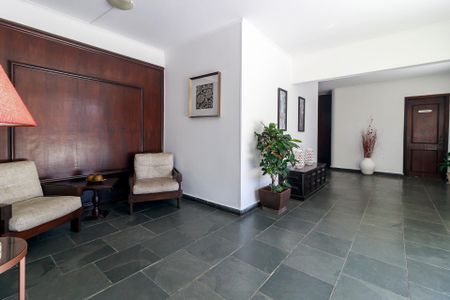 Apartamento à venda com 76m², 2 quartos e 2 vagasHall Social