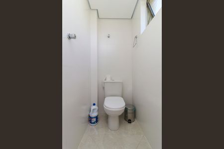 Apartamento à venda com 76m², 2 quartos e 2 vagasÁrea de Serviço - Banheiro