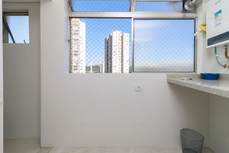 Apartamento à venda com 76m², 2 quartos e 2 vagasÁrea de Serviço