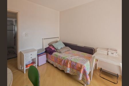 Apartamento à venda com 110m², 3 quartos e 2 vagasQuarto 2