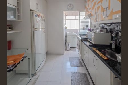 Apartamento à venda com 110m², 3 quartos e 2 vagasCozinha