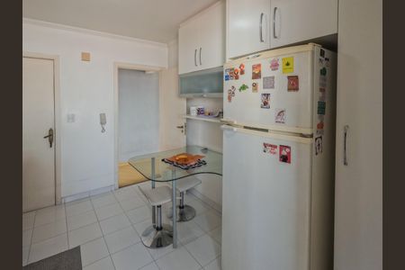 Apartamento à venda com 110m², 3 quartos e 2 vagasCozinha