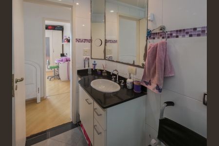 Apartamento à venda com 110m², 3 quartos e 2 vagasBanheiro