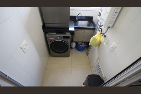 Apartamento para alugar com 58m², 2 quartos e 1 vaga Apartamento para alugar com 58m², 2 quartos e 1 vagaÁrea de serviço