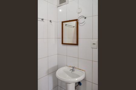 Studio para alugar com 35m², 1 quarto e sem vaga Studio para alugar com 35m², 1 quarto e sem vagaBanheiro