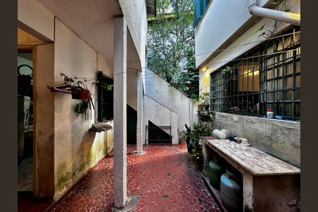 Casa à venda com 128m², 3 quartos e 1 vaga Casa à venda com 128m², 3 quartos e 1 vagaQuintal