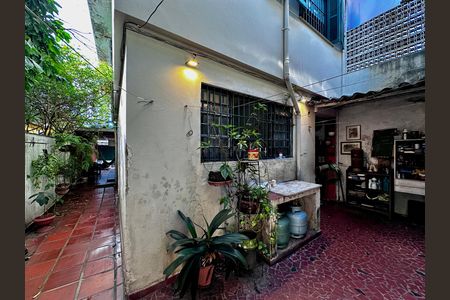 Casa à venda com 128m², 3 quartos e 1 vaga Casa à venda com 128m², 3 quartos e 1 vagaQuintal