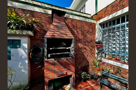 Casa à venda com 128m², 3 quartos e 1 vaga Casa à venda com 128m², 3 quartos e 1 vagaChurrasqueira