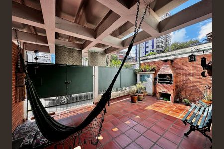 Casa à venda com 128m², 3 quartos e 1 vaga Casa à venda com 128m², 3 quartos e 1 vagaGaragem