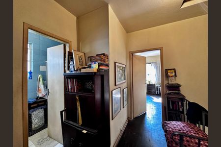 Casa à venda com 128m², 3 quartos e 1 vaga Casa à venda com 128m², 3 quartos e 1 vagaCorredor Quartos