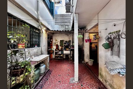 Casa à venda com 128m², 3 quartos e 1 vaga Casa à venda com 128m², 3 quartos e 1 vagaQuintal