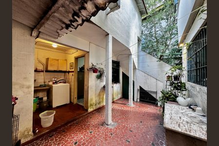 Casa à venda com 128m², 3 quartos e 1 vaga Casa à venda com 128m², 3 quartos e 1 vagaQuintal