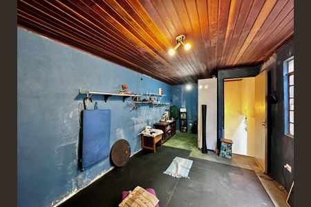 Casa à venda com 128m², 3 quartos e 1 vaga Casa à venda com 128m², 3 quartos e 1 vagaEdícula