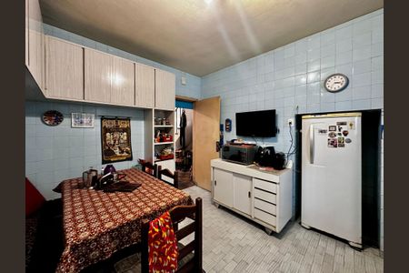 Casa à venda com 128m², 3 quartos e 1 vaga Casa à venda com 128m², 3 quartos e 1 vagaCozinha