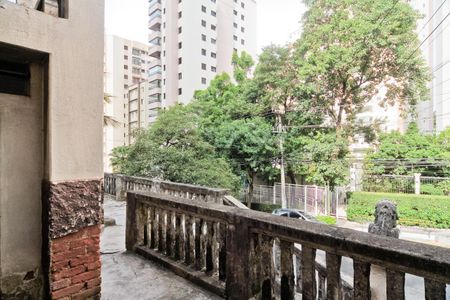 Casa à venda com 270m², 2 quartos e sem vaga Casa à venda com 270m², 2 quartos e sem vagaÁrea externa