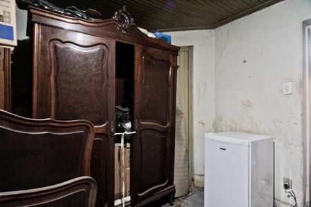 Casa à venda com 270m², 2 quartos e sem vaga Casa à venda com 270m², 2 quartos e sem vagaEdícula - quarto