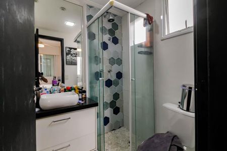 Apartamento à venda com 66m², 2 quartos e 1 vagaBanheiro 2