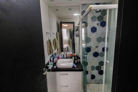 Apartamento à venda com 66m², 2 quartos e 1 vagaBanheiro 2