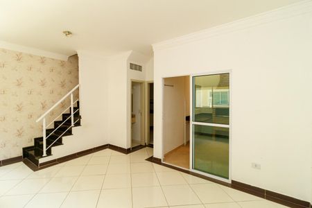 Casa de condomínio à venda com 100m², 3 quartos e 1 vagaSala