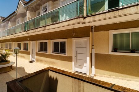 Casa de condomínio à venda com 100m², 3 quartos e 1 vagaÁrea comum