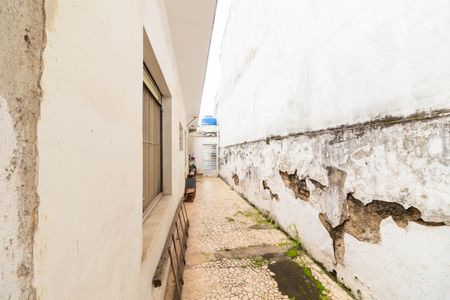 Casa à venda com 224m², 4 quartos e 4 vagasCorredor Externo