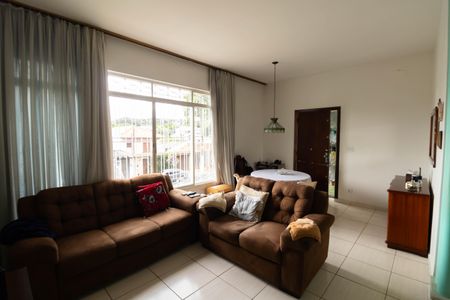 Sala de casa à venda com 4 quartos, 224m² em Água Fria, São Paulo