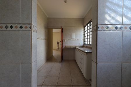 Casa para alugar com 200m², 4 quartos e 1 vagaCozinha