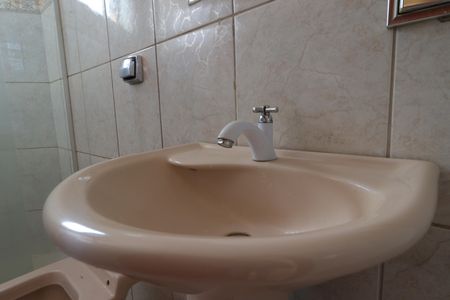 Casa para alugar com 200m², 4 quartos e 1 vagaBanheiro