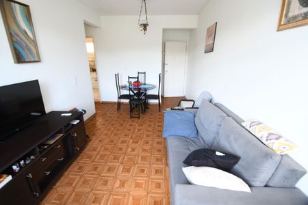 Apartamento à venda com 79m², 2 quartos e 1 vagaSala