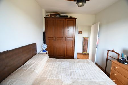 Apartamento à venda com 79m², 2 quartos e 1 vagaQuarto 2