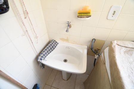 Apartamento à venda com 79m², 2 quartos e 1 vagaÁrea de Serviço