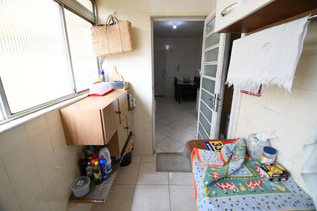 Apartamento à venda com 79m², 2 quartos e 1 vagaÁrea de Serviço