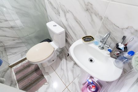 Casa para alugar com 75m², 2 quartos e 1 vaga Casa para alugar com 75m², 2 quartos e 1 vagaBanheiro do Quarto 1