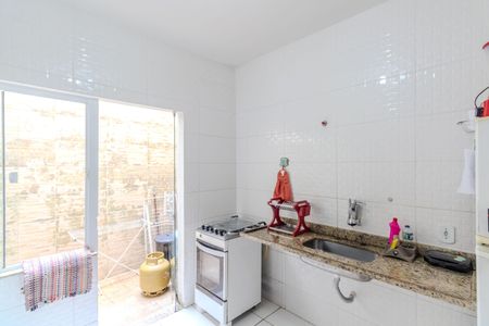 Casa para alugar com 75m², 2 quartos e 1 vaga Casa para alugar com 75m², 2 quartos e 1 vagaCozinha