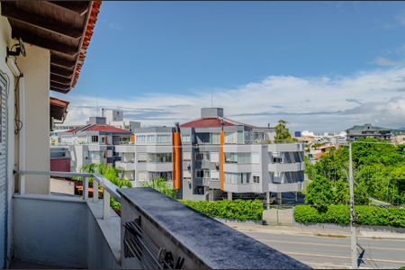 Apartamento para alugar com 110m², 2 quartos e 1 vaga Apartamento para alugar com 110m², 2 quartos e 1 vagaVaranda