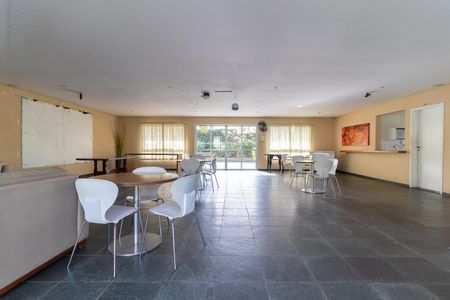 Apartamento para alugar com 53m², 2 quartos e 1 vagaÁrea comum - Salão de festas