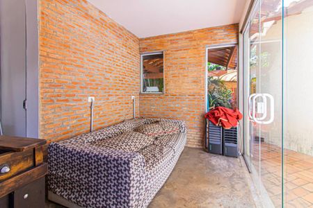 Casa à venda com 308m², 3 quartos e 2 vagasLazer