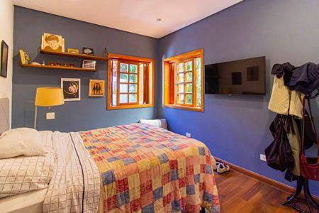 Casa à venda com 308m², 3 quartos e 2 vagasQuarto 2