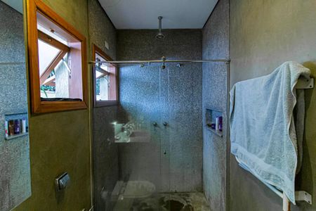 Casa à venda com 308m², 3 quartos e 2 vagasBanheiro da Suíte