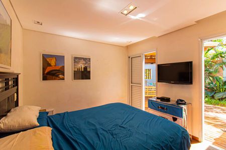 Casa à venda com 308m², 3 quartos e 2 vagasSuíte