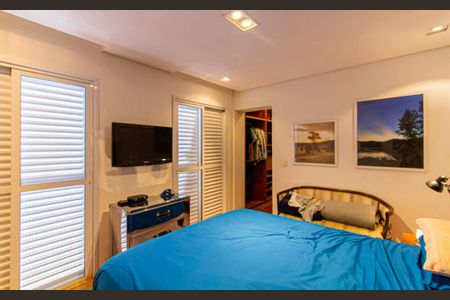 Casa à venda com 308m², 3 quartos e 2 vagasSuíte