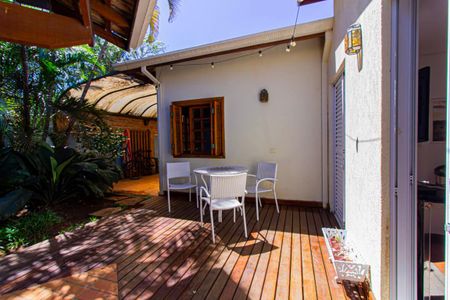 Casa à venda com 308m², 3 quartos e 2 vagasÁrea externa