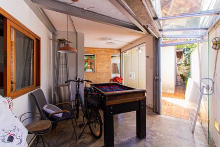 Casa à venda com 308m², 3 quartos e 2 vagasLazer