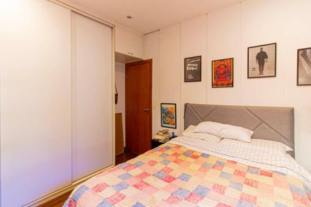 Casa à venda com 308m², 3 quartos e 2 vagasQuarto 2